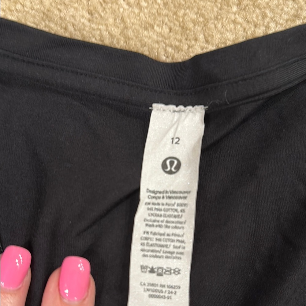 Lululemon tank